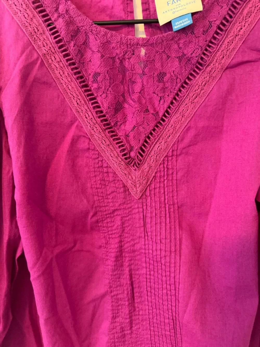 FARM Rio Fuchsia Lace V-Neck Puff Sleeve Top XS Petite